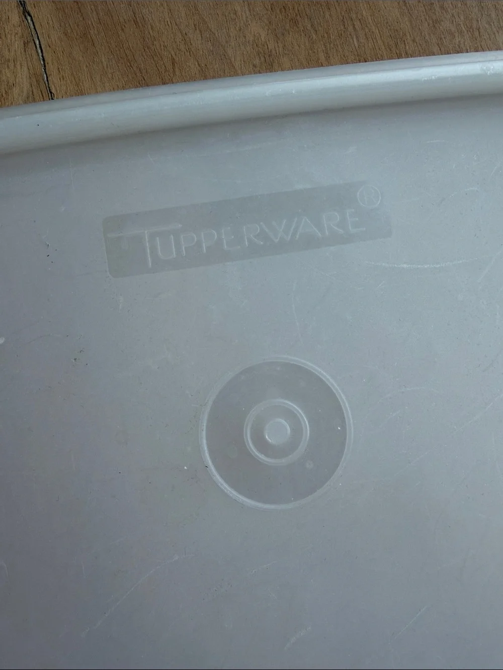 Tupperware durable red